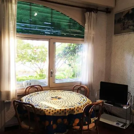 Bordighera: La Casa Sul Mare!